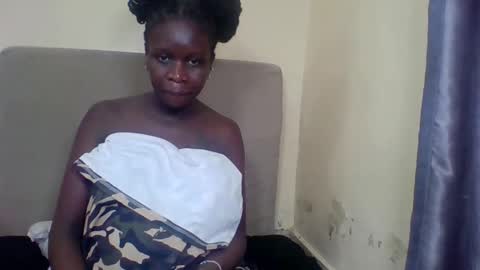 iamnaughty2 online show from April 18, 10:39 am