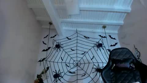 Nayuta online show from November 1, 7:35 pm