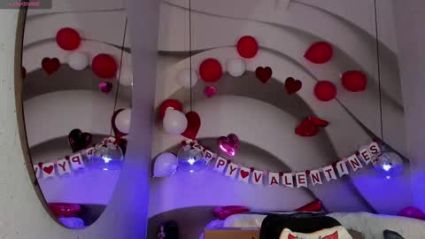 Nayuta online show from February 9, 8:02 pm