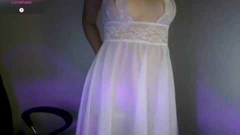 hainnahh online show from October 9, 8:03 pm