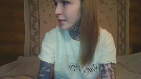 iamthemostwanted online show from November 11, 6:54 pm