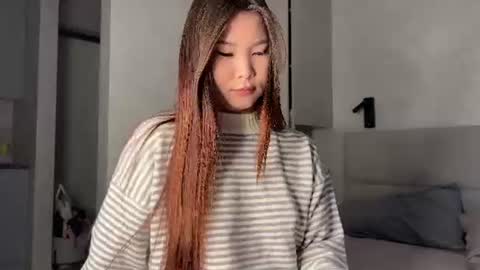 iamyuki_ online show from June 24, 1:01 am