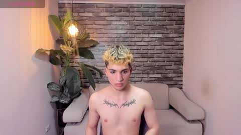 Camilo online show from April 16, 7:03 pm