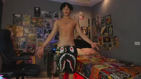 Snapshot of ian_versace chatting on December 7, 3:42 am Andres online show from December 7, 3:42 am