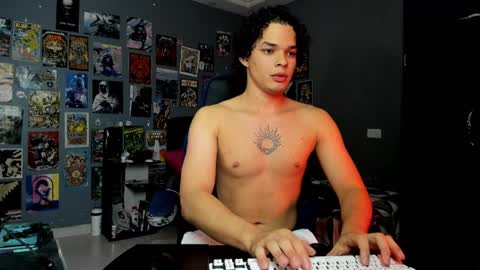 Snapshot of ian_versace chatting on January 31, 6:02 am Andres online show from January 31, 6:02 am