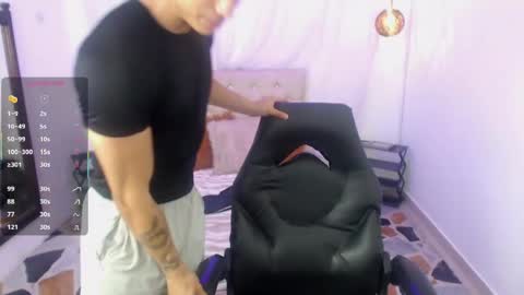 Ian  online show from April 16, 7:58 pm