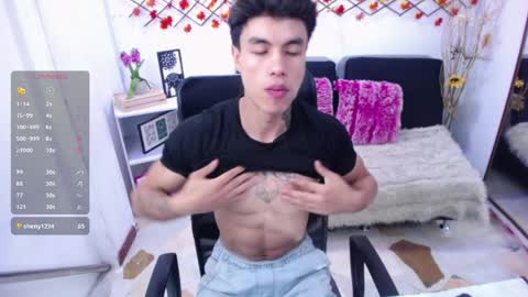 Ian  online show from April 8, 12:08 pm