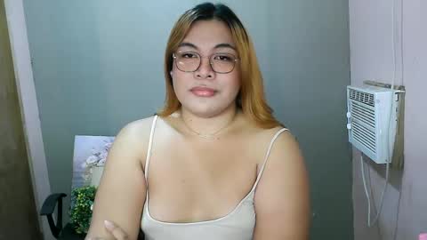 Snapshot of iana_whorexxx chatting on February 6, 7:51 pm iana online show from February 6, 7:51 pm