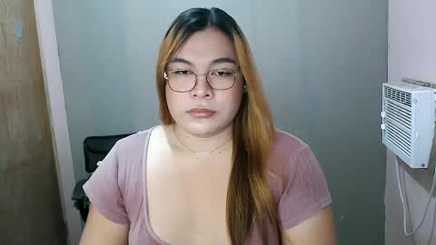 Snapshot of iana_whorexxx chatting on February 19, 8:44 am iana online show from February 19, 8:44 am
