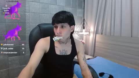 ian online show from October 18, 12:37 am