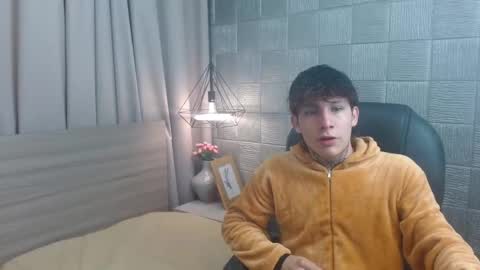 ian online show from September 11, 4:25 am