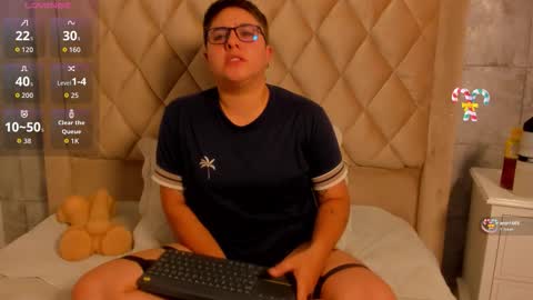 ian online show from October 4, 9:23 pm