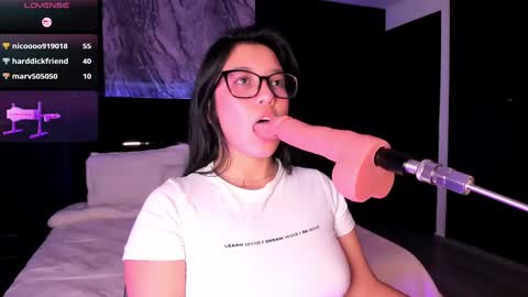 Ibbie Bennett online show from February 27, 10:53 pm