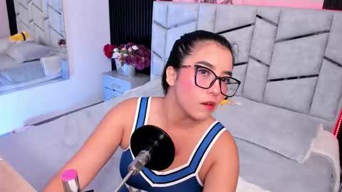 Ibbie Bennett online show from October 29, 3:52 am