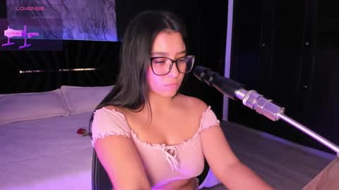 Ibbie Bennett online show from March 8, 10:34 pm