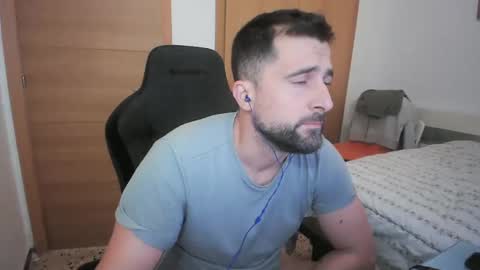 iberian_macho online show from October 18, 7:56 am