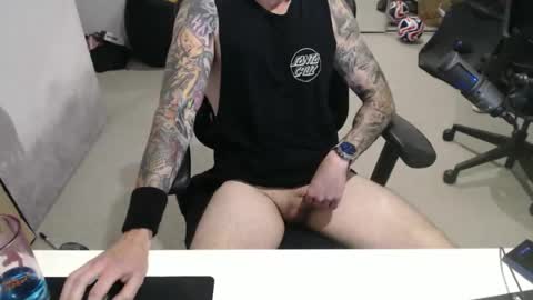 ic987 online show from April 25, 3:42 pm