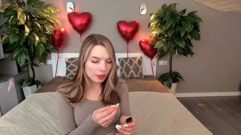 Danielle online show from February 13, 2:42 pm