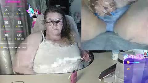 Iceprincess2bad4u online show from December 3, 6:55 pm