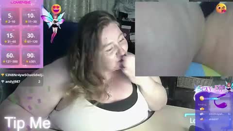 Iceprincess2bad4u online show from February 3, 6:28 pm