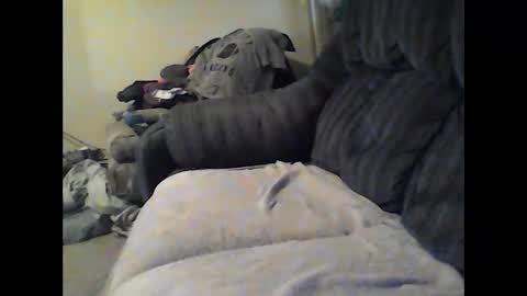 icu2try2xs2 online show from October 29, 4:09 pm