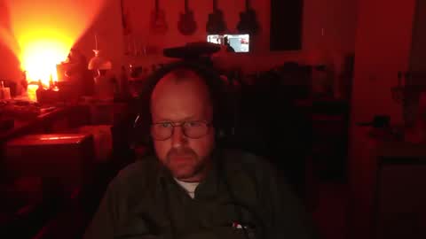 icum4ladies2021 online show from March 23, 7:30 pm