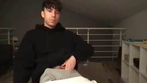 Snapshot of icyninesix chatting on February 6, 11:48 pm icyninesix online show from February 6, 11:48 pm