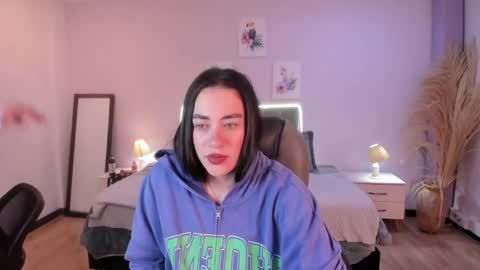 Icy online show from April 14, 11:35 am