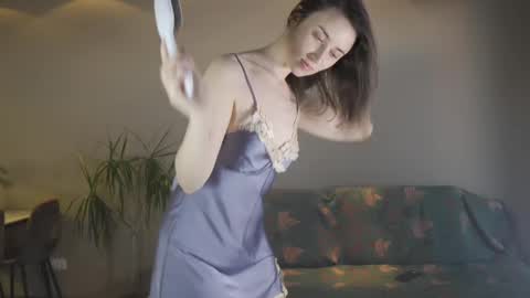 Belle online show from February 16, 3:38 pm