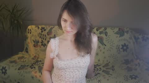 Belle online show from January 9, 5:00 pm