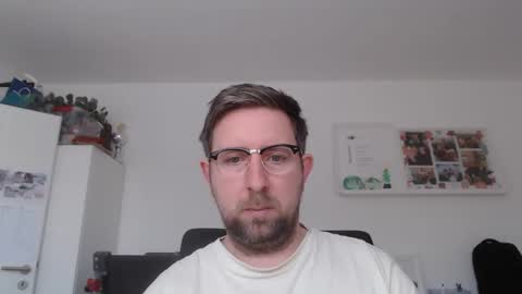 ner d online show from January 25, 10:40 am