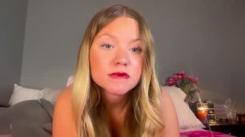 cassie online show from October 9, 11:32 pm