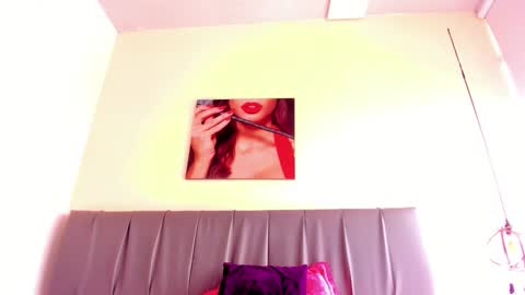 Isabella online show from March 25, 1:51 pm