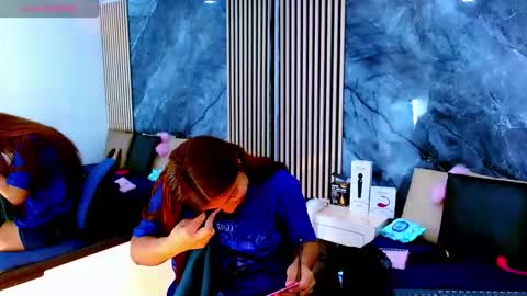 iisalombardi online show from September 21, 4:49 am