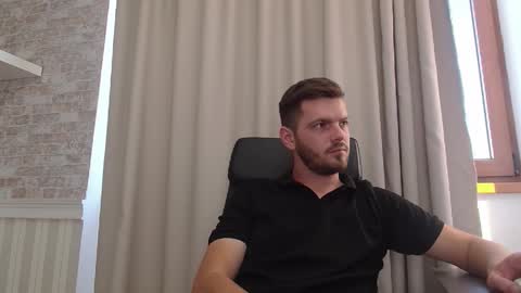 IkerGale online show from October 21, 10:42 am