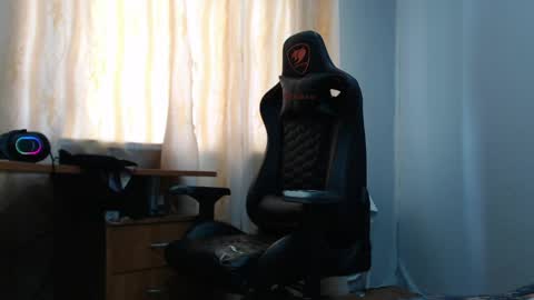 lord online show from June 8, 10:27 am
