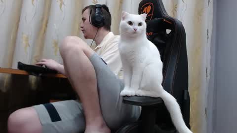 lord online show from November 10, 12:52 pm