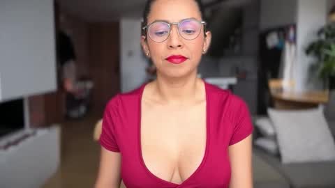 Kloe online show from April 8, 8:34 pm