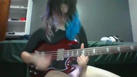 Lilly online show from April 9, 2:37 am