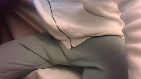 illubricat online show from January 7, 6:48 am