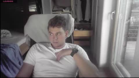 iloveyoutoo2000 online show from September 30, 4:50 pm