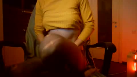 ilv1ilv1 online show from October 21, 7:39 pm