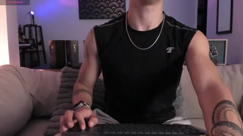 IM  THOMAS online show from October 8, 4:40 am