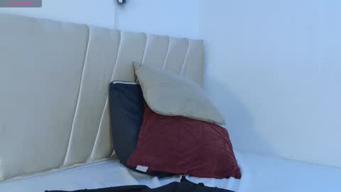 aurora online show from December 22, 8:26 pm