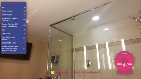 Ellliiana  online show from December 14, 7:31 pm