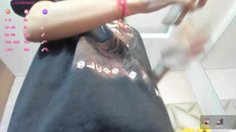  Im Gaia online show from November 6, 12:08 pm