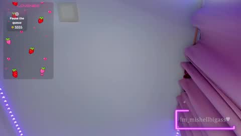 Snapshot of im_miabigass chatting on February 3, 1:19 am Mishell Martinez INSTAGRAM im mishellbigass online show from February 3, 1:19 am