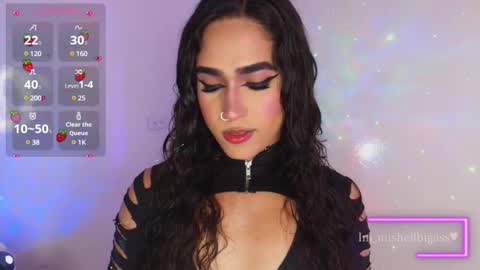 Snapshot of im_miabigass chatting on March 12, 2:01 pm Mishell Martinez INSTAGRAM im mishellbigass online show from March 12, 2:01 pm