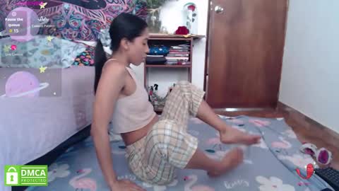 Cutie pie online show from February 18, 3:56 pm