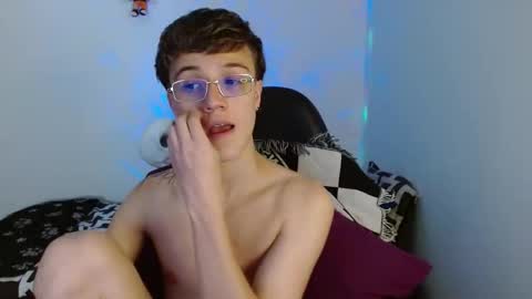 Oliver P online show from March 6, 12:21 am